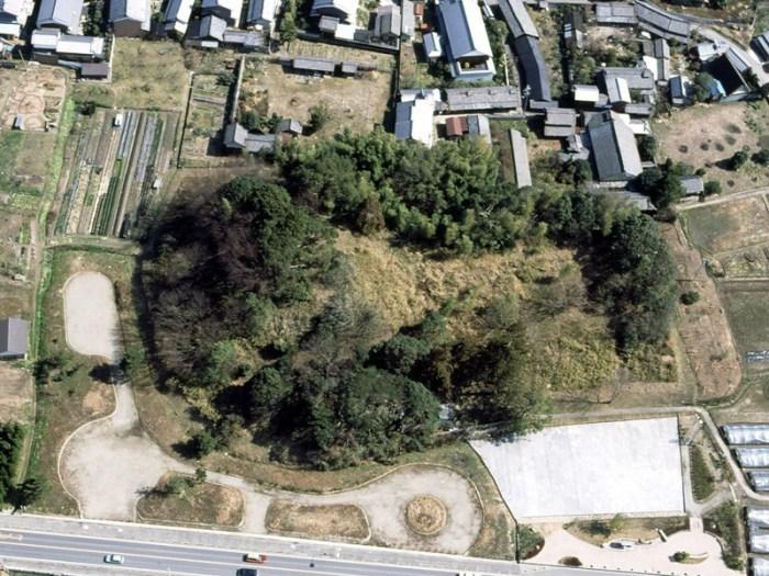 上の山古墳航空写真