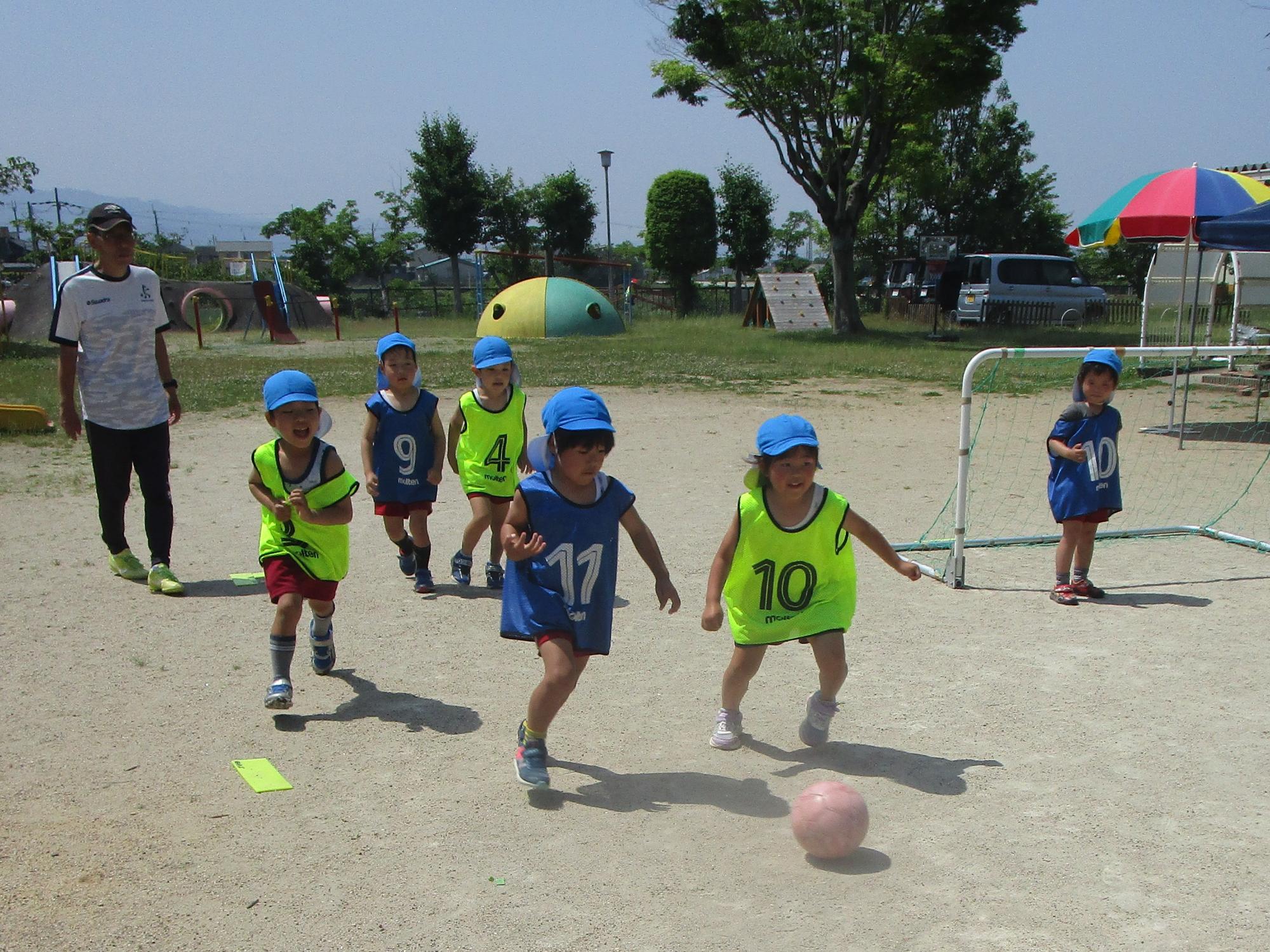 キッズサッカー