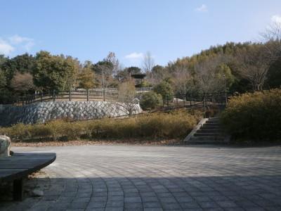 櫟本高塚公園