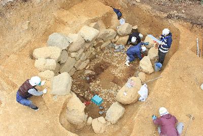 古墳の発掘調査