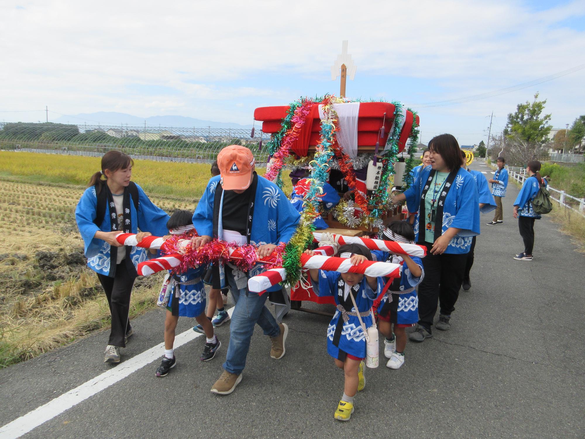 秋祭り御神輿巡行